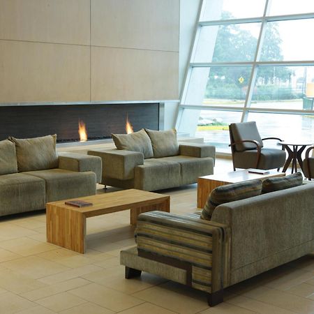 Hotel Dreams וולדיביה מראה חיצוני תמונה The lounge at the airport