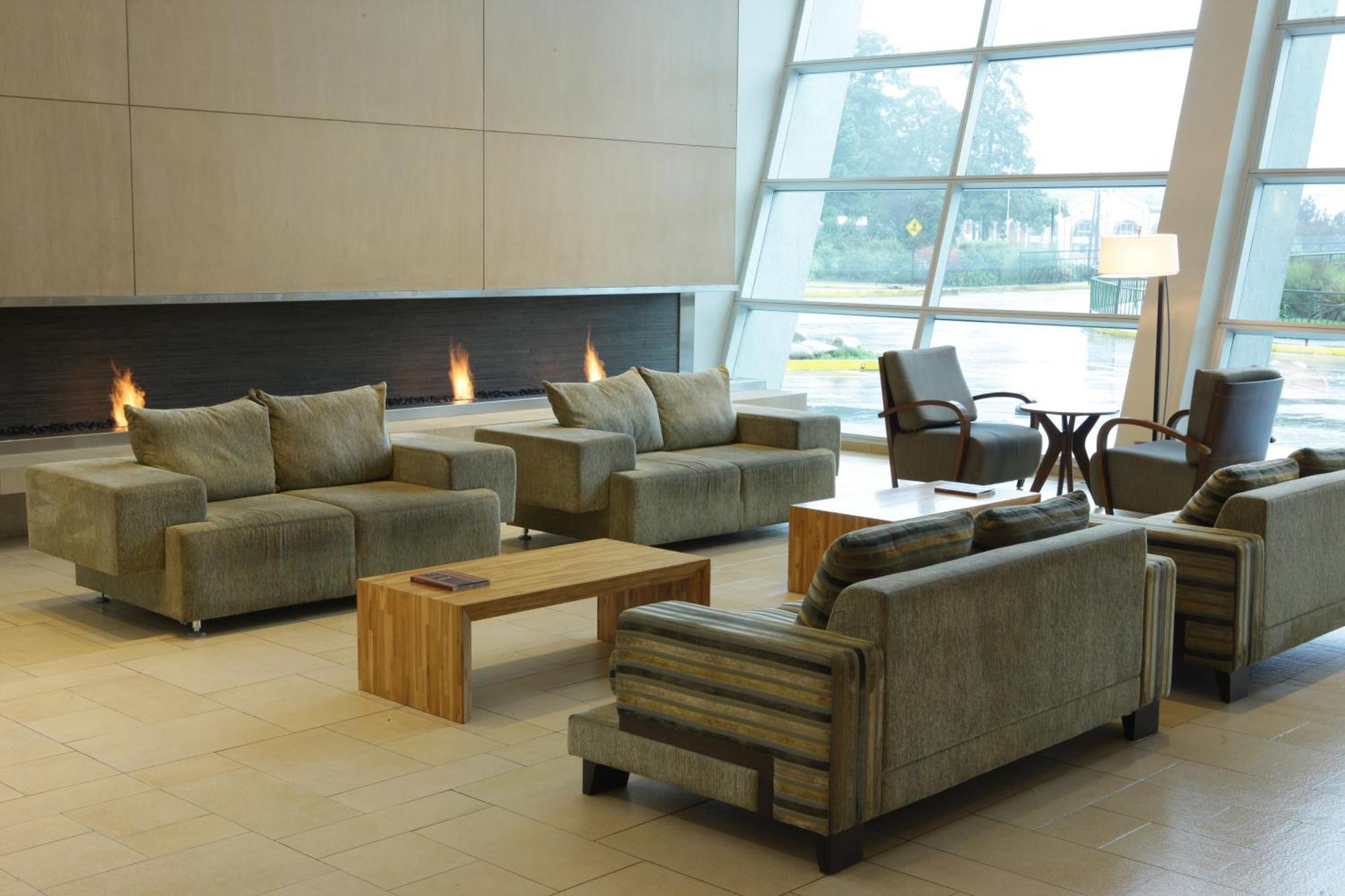 Hotel Dreams וולדיביה מראה חיצוני תמונה The lounge at the airport